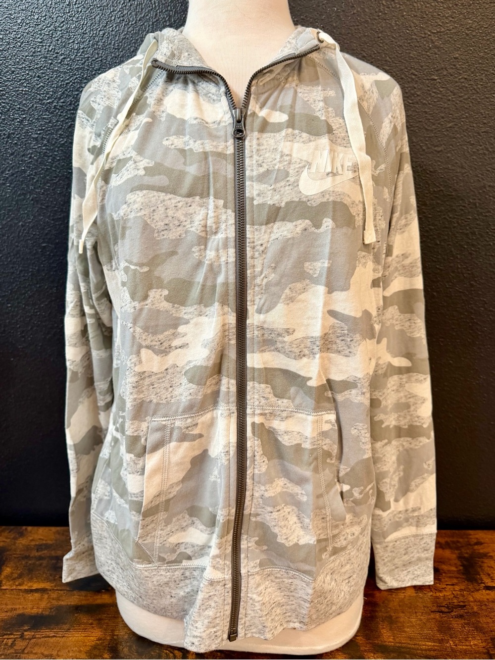Nike Women's  Camo Zip Hoodie Jacket NWT